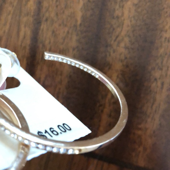 NWT Kim Rodgers rhinestone encrusted gold tone hoop earrings - Picture 5 of 13